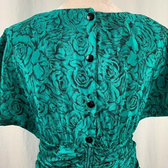 Vintage Millicent of California Cocktail Dress 6 Green Black Peplum Floral - Picture 4 of 7